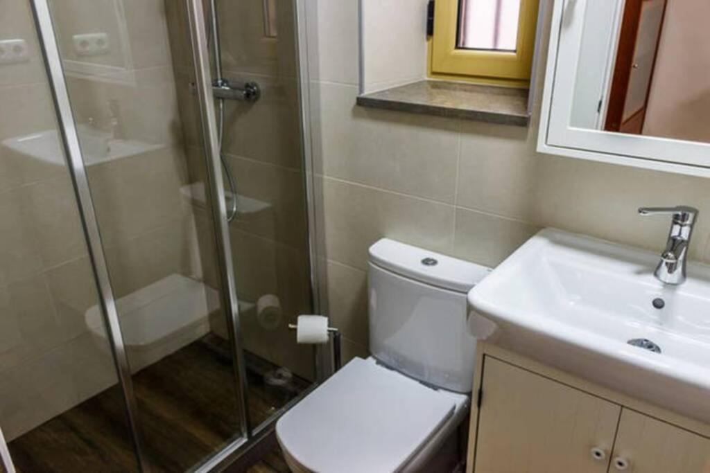 Bonito Apartamento Junto A Paseo De La Bomba Granada Exterior foto