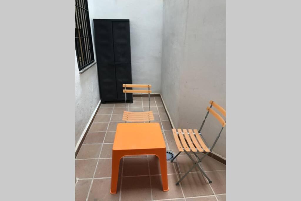 Bonito Apartamento Junto A Paseo De La Bomba Granada Exterior foto
