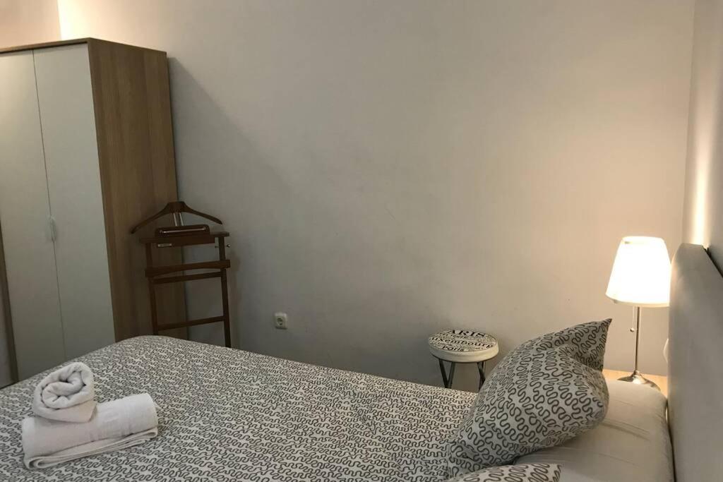 Bonito Apartamento Junto A Paseo De La Bomba Granada Exterior foto