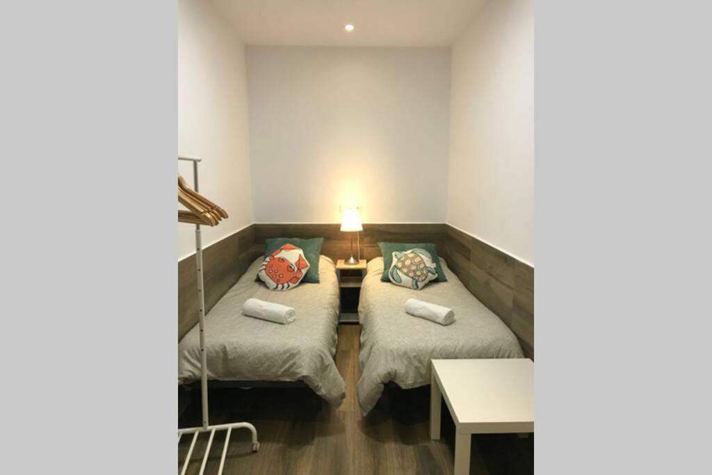 Bonito Apartamento Junto A Paseo De La Bomba Granada Exterior foto